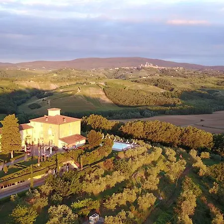 Castello Di Fulignano Sinadra Superior 4* San Gimignano